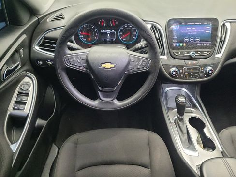 Used 2020 Chevrolet Malibu LT FWD image 22