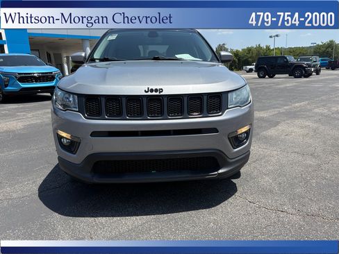 Used 2021 Jeep Compass Latitude FWD image 2