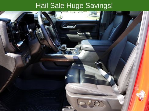 Used 2023 Chevrolet Silverado 1500 LT AWD/4WD image 18