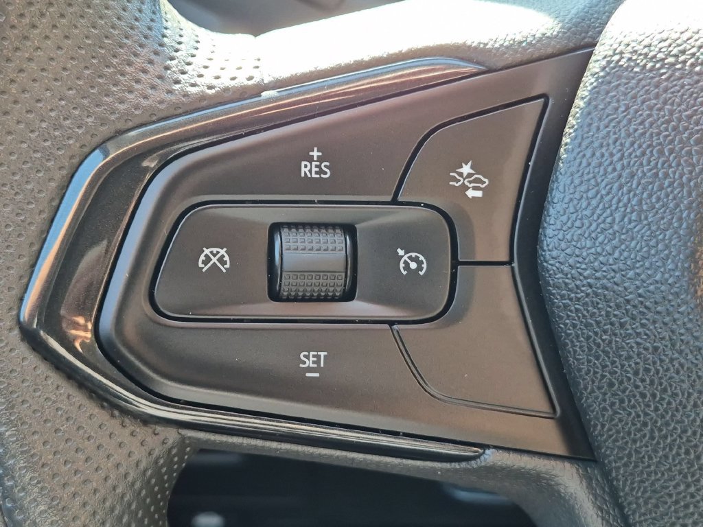 Used 2026 Chevrolet TrailBlazer LT FWD image 16