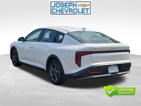Used 2025 Kia K4 FWD image 3