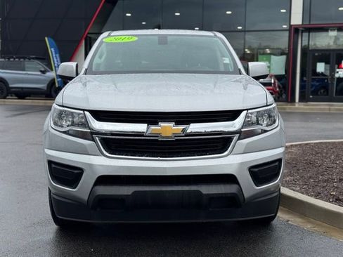 Used 2019 Chevrolet Colorado W/T w/ WT Convenience Package RWD image 7