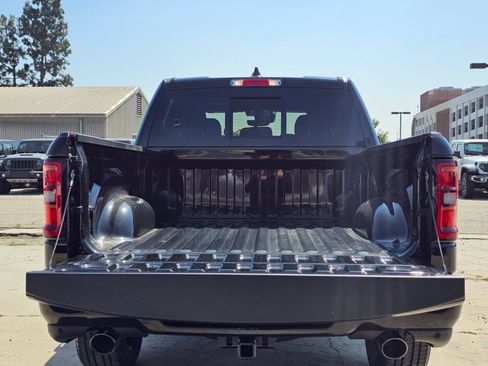 New 2026 RAM 1500 Big Horn w/ Night Edition AWD/4WD image 7