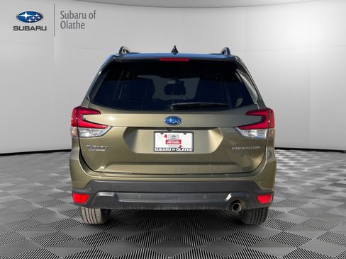 Certified 2024 Subaru Forester Limited image 10
