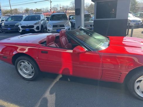 Used 1991 Chevrolet Corvette Convertible image 7