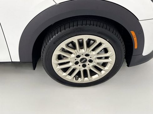 New 2026 MINI Cooper 4-Door Hardtop image 31