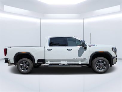 New 2026 GMC Sierra 2500 SLT w/ SLT Premium Package