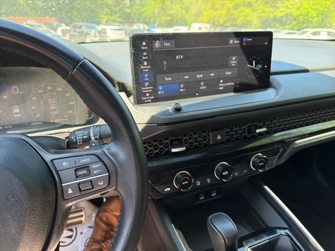 Used 2024 Honda Accord Sport image 20