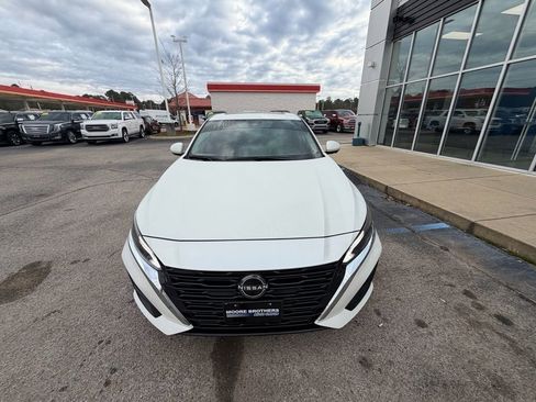 Used 2023 Nissan Altima 2.5 SL image 6