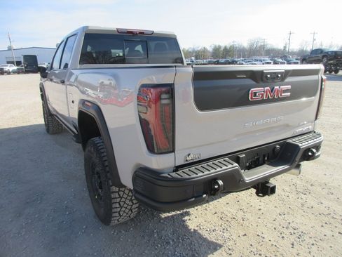 New 2026 GMC Sierra 2500 AT4X image 9