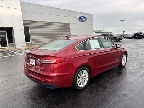 Used 2019 Ford Fusion SEL image 9