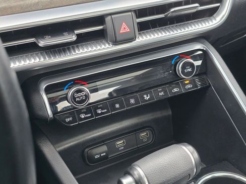 Used 2024 Kia K5 EX image 35