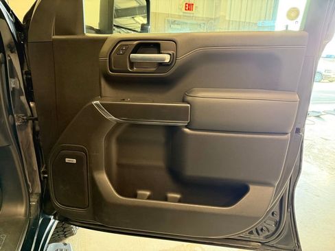 Used 2021 GMC Sierra 1500 AT4 w/ Technology Package AWD/4WD image 36