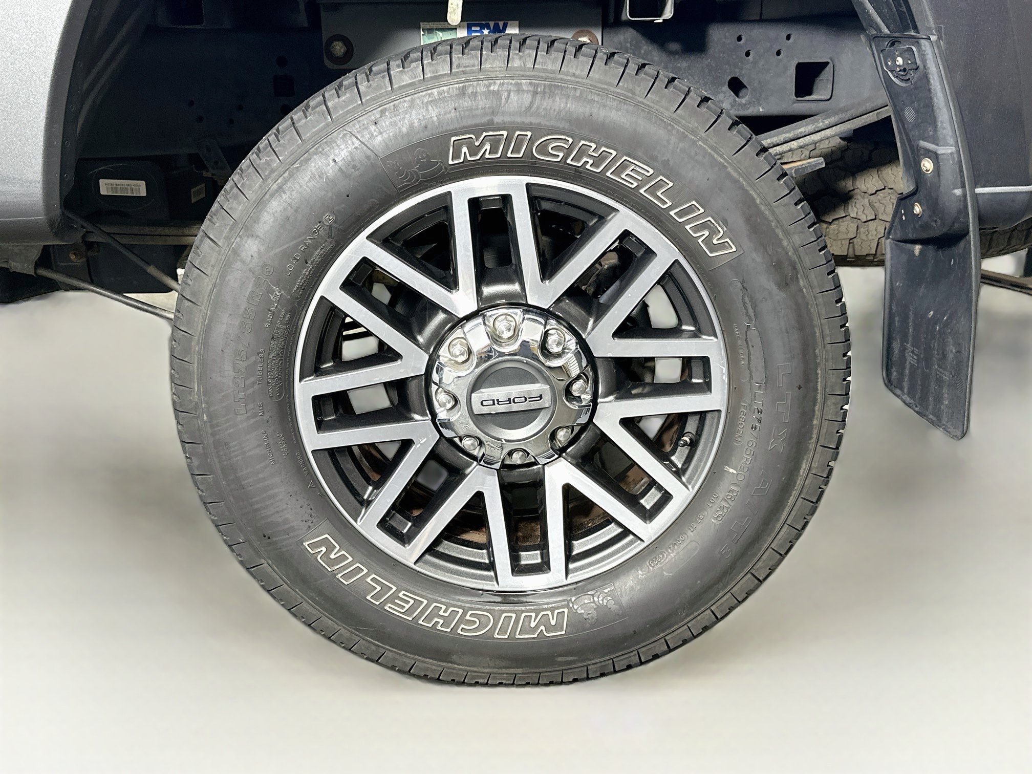 Used 2019 Ford F250 Lariat w/ Lariat Value Package AWD/4WD image 11