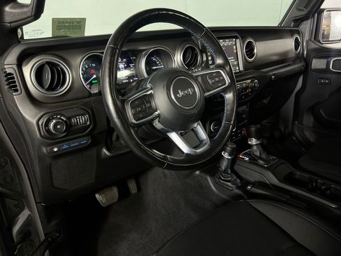 Used 2021 Jeep Wrangler Unlimited Rubicon 4xe w/ Steel Bumper Group image 20