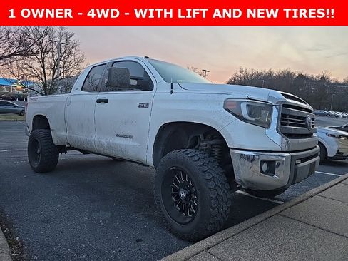 Used 2014 Toyota Tundra SR5 image 4