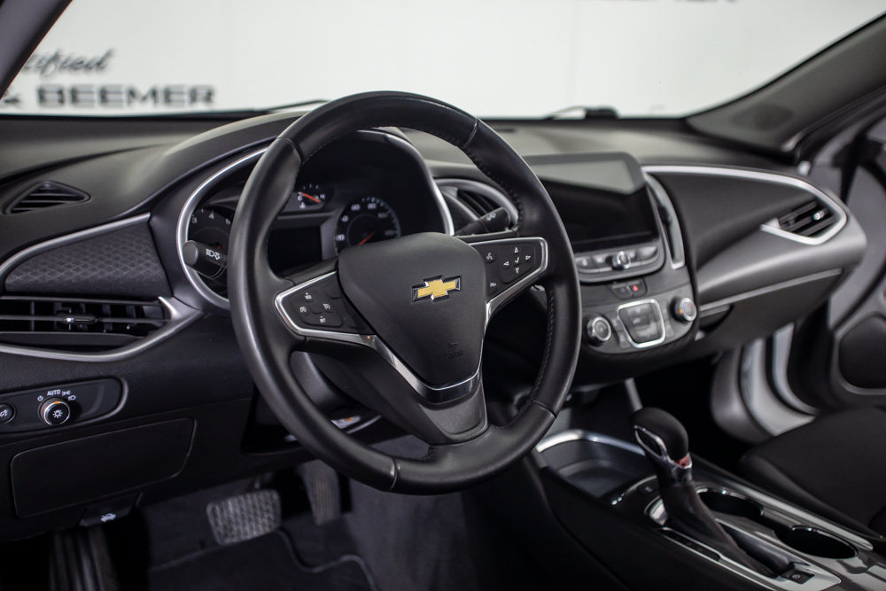 Used 2022 Chevrolet Malibu RS FWD image 20