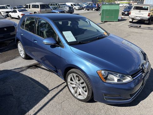 Used 2017 Volkswagen Golf SEL FWD image 1