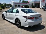 Used 2024 Toyota Camry SE image 4