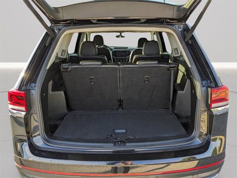 Certified 2022 Volkswagen Atlas SE image 34