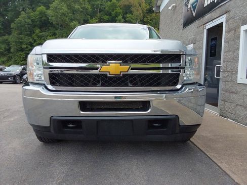 Used 2014 Chevrolet Silverado 2500 LT w/ Suspension Package, Off-Road AWD/4WD image 9