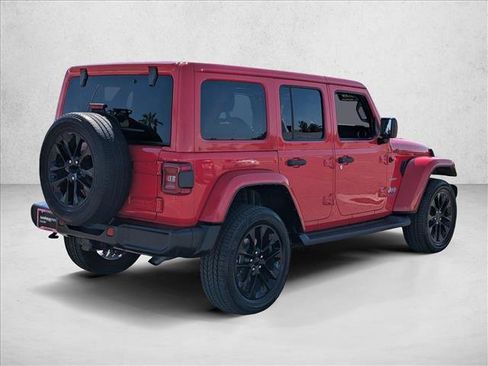 Used 2021 Jeep Wrangler Unlimited Sahara AWD/4WD image 5