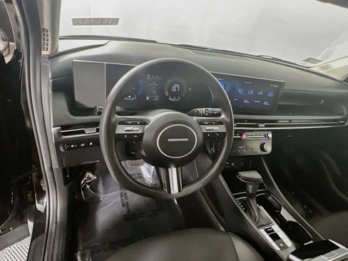 Certified 2025 Hyundai Tucson SEL AWD/4WD image 11