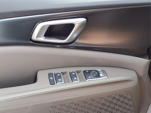 New 2026 Kia Carnival LXS FWD image 14