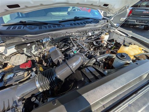 Used 2024 Ford F250 XL w/ FX4 Off-Road Package image 14