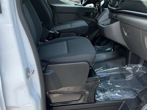 Certified 2025 Ford Transit 250 Low Roof w/ Exterior Upgrade Package RWD image 13