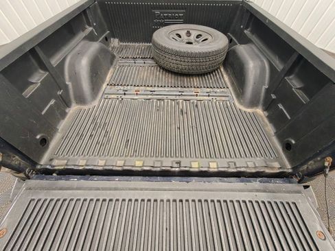 Used 2005 Chevrolet Silverado 1500 LS image 18