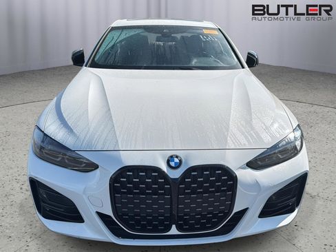 Used 2022 BMW 430i xDrive Coupe w/ M Sport Package image 10
