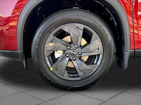 New 2026 Nissan Rogue SV FWD image 11
