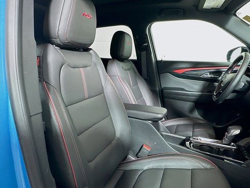 Used 2025 Chevrolet TrailBlazer RS w/ Convenience Package image 28