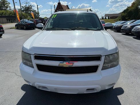 Used 2011 Chevrolet Avalanche LT w/ Luxury Package AWD/4WD image 9