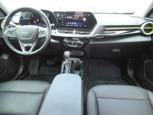 Certified 2024 Chevrolet Trax ACTIV w/ Driver Confidence Package FWD image 12