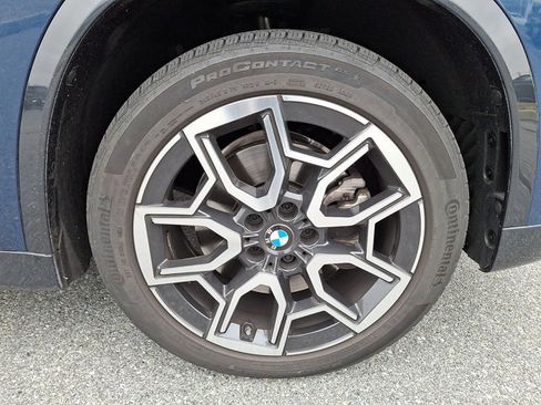 Certified 2025 BMW X1 xDrive28i w/ Premium Package image 9