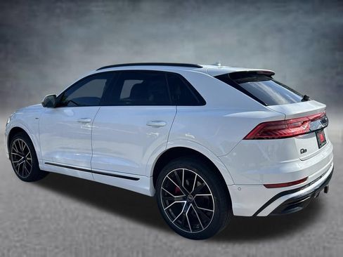 Used 2023 Audi Q8 Premium Plus w/ Premium Plus Package AWD/4WD image 3