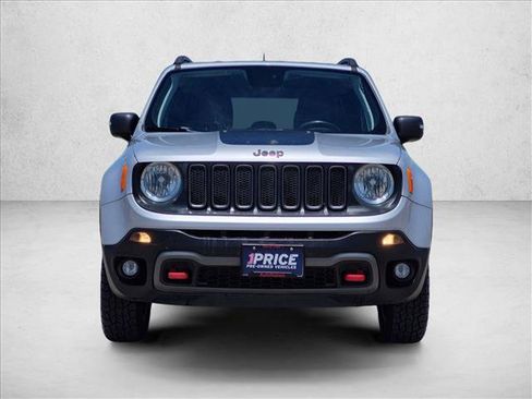 Used 2018 Jeep Renegade Trailhawk AWD/4WD image 2
