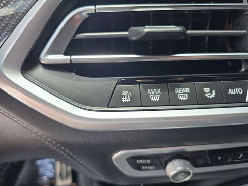 Used 2021 BMW X5 M w/ Competition Package AWD/4WD image 22