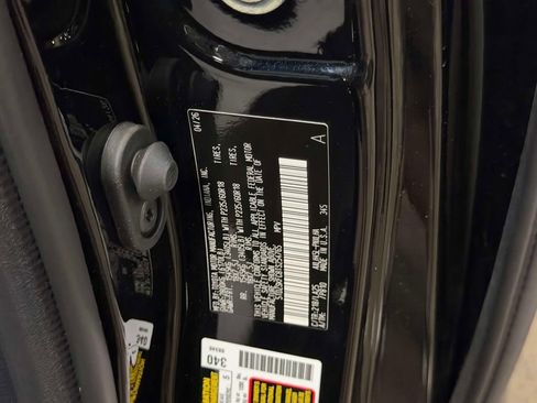 Used 2026 Toyota Sienna Limited AWD/4WD image 26