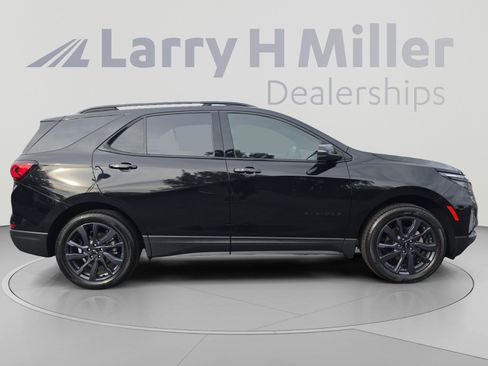 Used 2024 Chevrolet Equinox RS w/ RS Leather Package AWD/4WD image 6