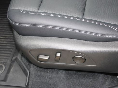 New 2026 Chevrolet Traverse LT w/ Enhanced Driving Package image 13