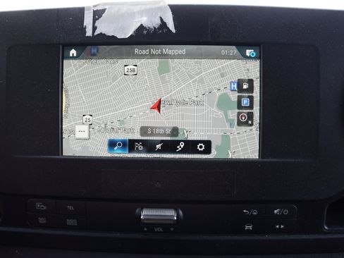 Used 2021 Mercedes-Benz Sprinter 2500 image 24