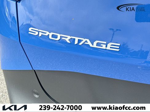 New 2026 Kia Sportage EX w/ EX Panorama Roof Package image 11