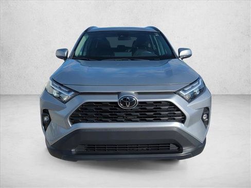 Used 2023 Toyota RAV4 XLE Premium FWD image 3