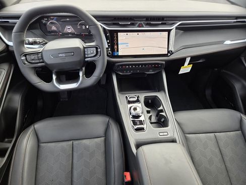 New 2026 Jeep Cherokee Overland image 14