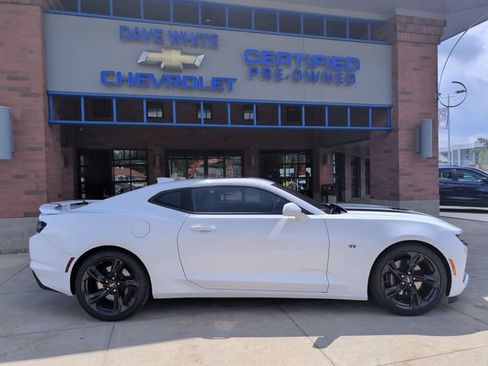 Used 2019 Chevrolet Camaro SS RWD image 10