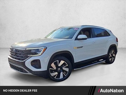 Used 2024 Volkswagen Atlas Cross Sport SE FWD image 1