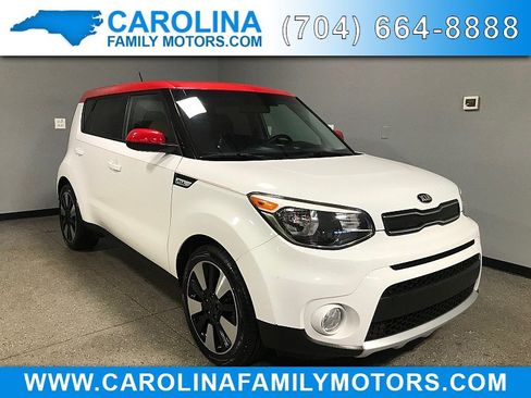 Used 2017 Kia Soul + w/ Designer's Package FWD image 1